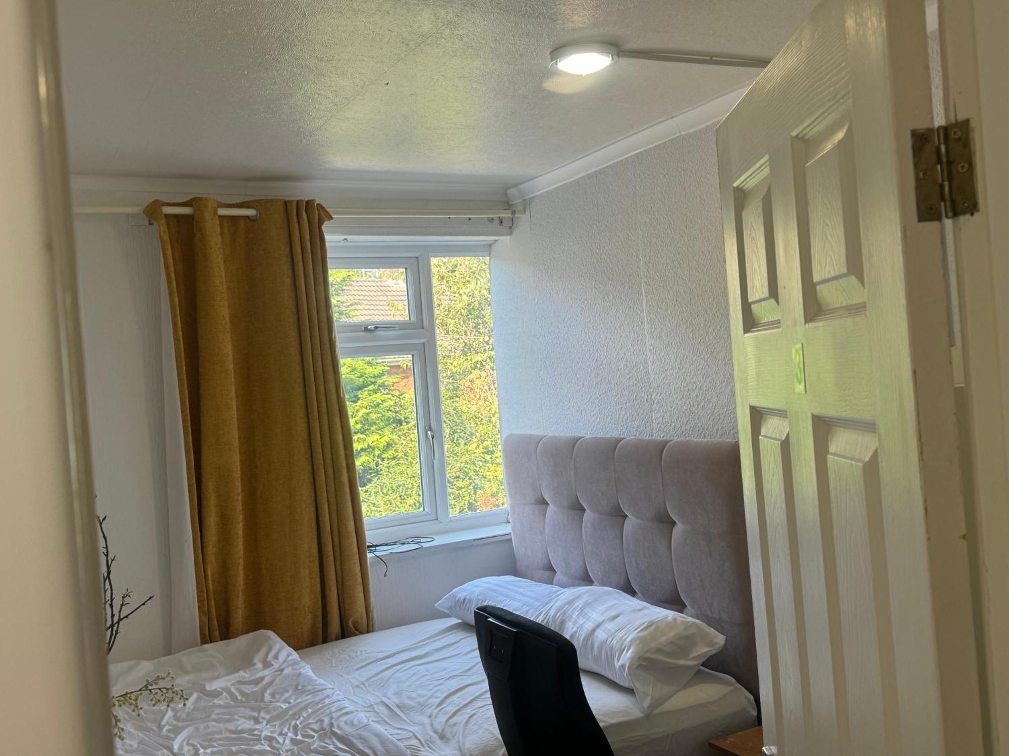Komegloba Exquisite Room Manchester Exterior foto
